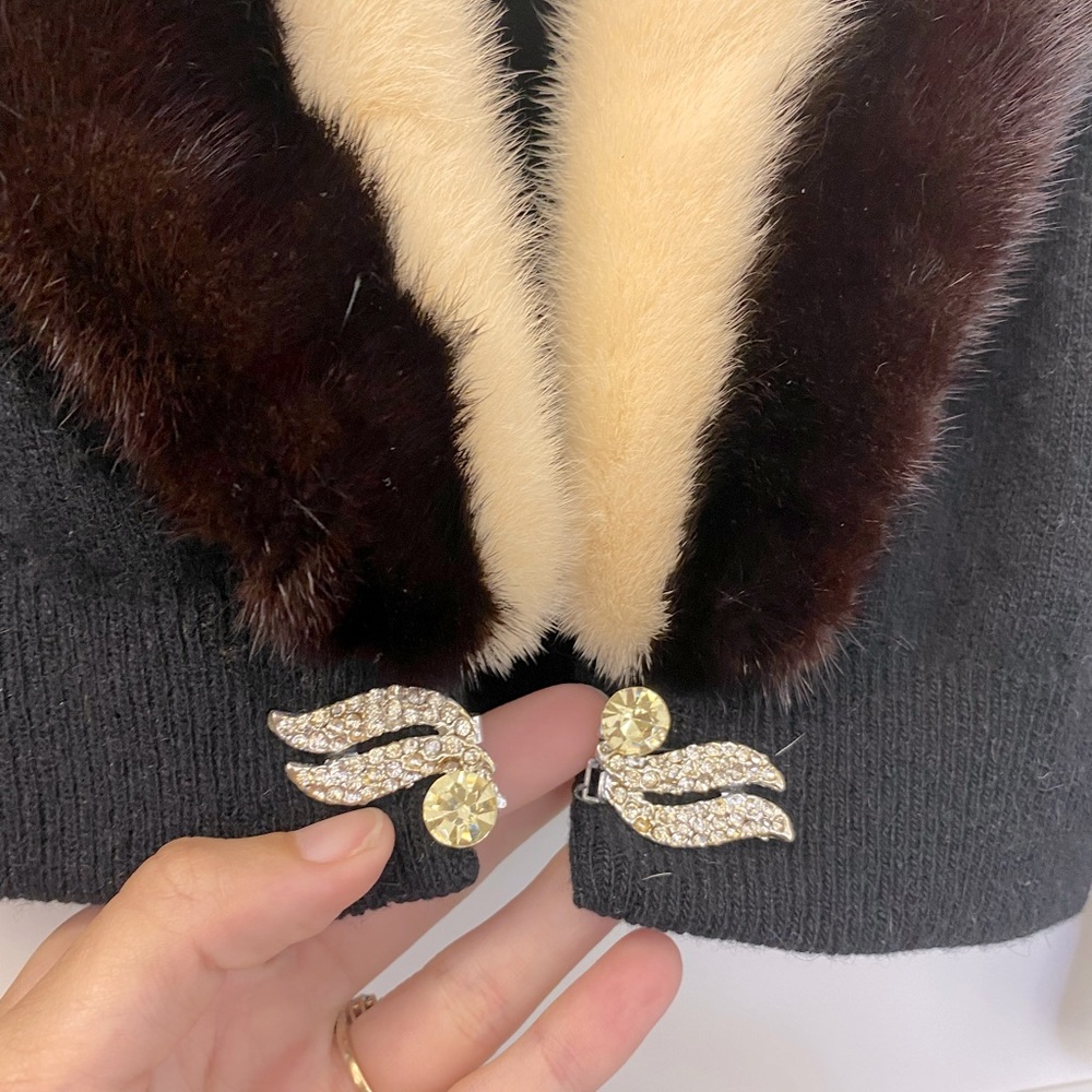 LA Vogue Cashmere Sweater